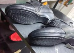 皮鞋，球鞋，休闲鞋，长时间穿着会产生老化，段劣等